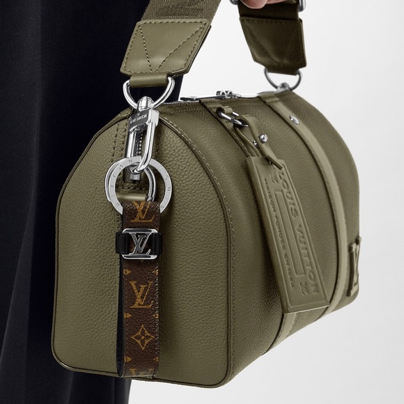 Authentic Louis Vuitton LV Dragonne Monogram Macassar Cles Key Holder Keychain - Picture 2 of 13